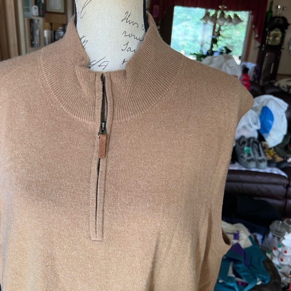 Men’s John W. Nordstrom 100% Cashmere tan half zip sweater vest. - Picture 11 of 16